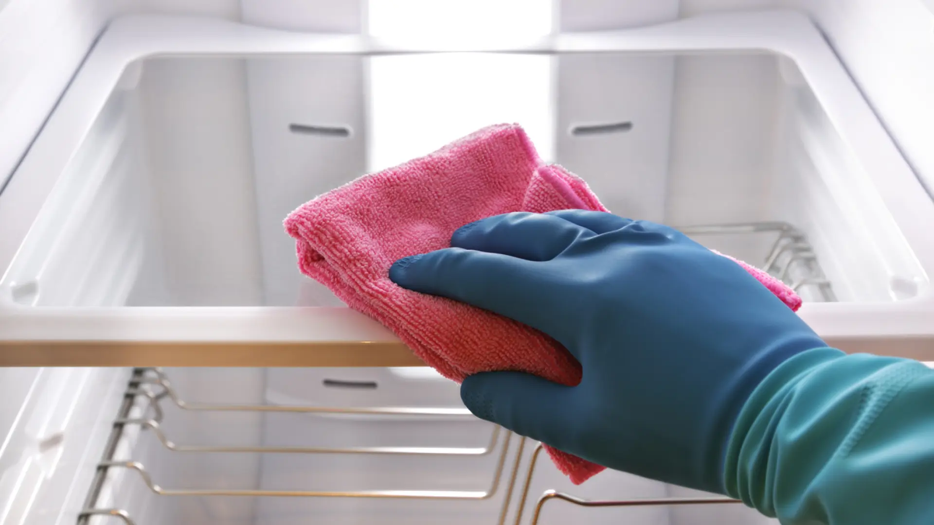 How to Deep Clean Your Refrigerator