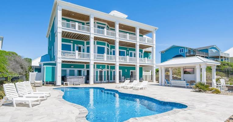 How to Prepare Your Vacation Rental for Peak Season