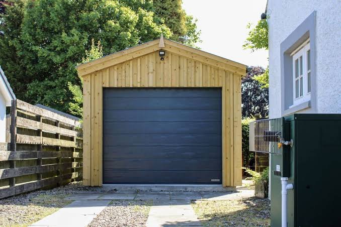 How to Deep Clean Your Garage